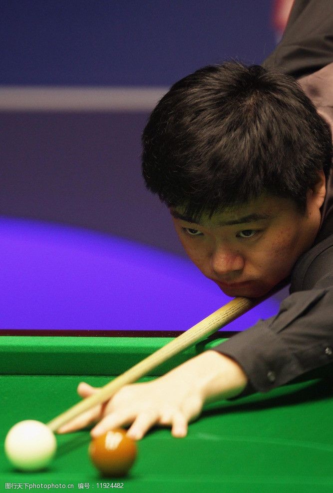 极其相似 极其相似